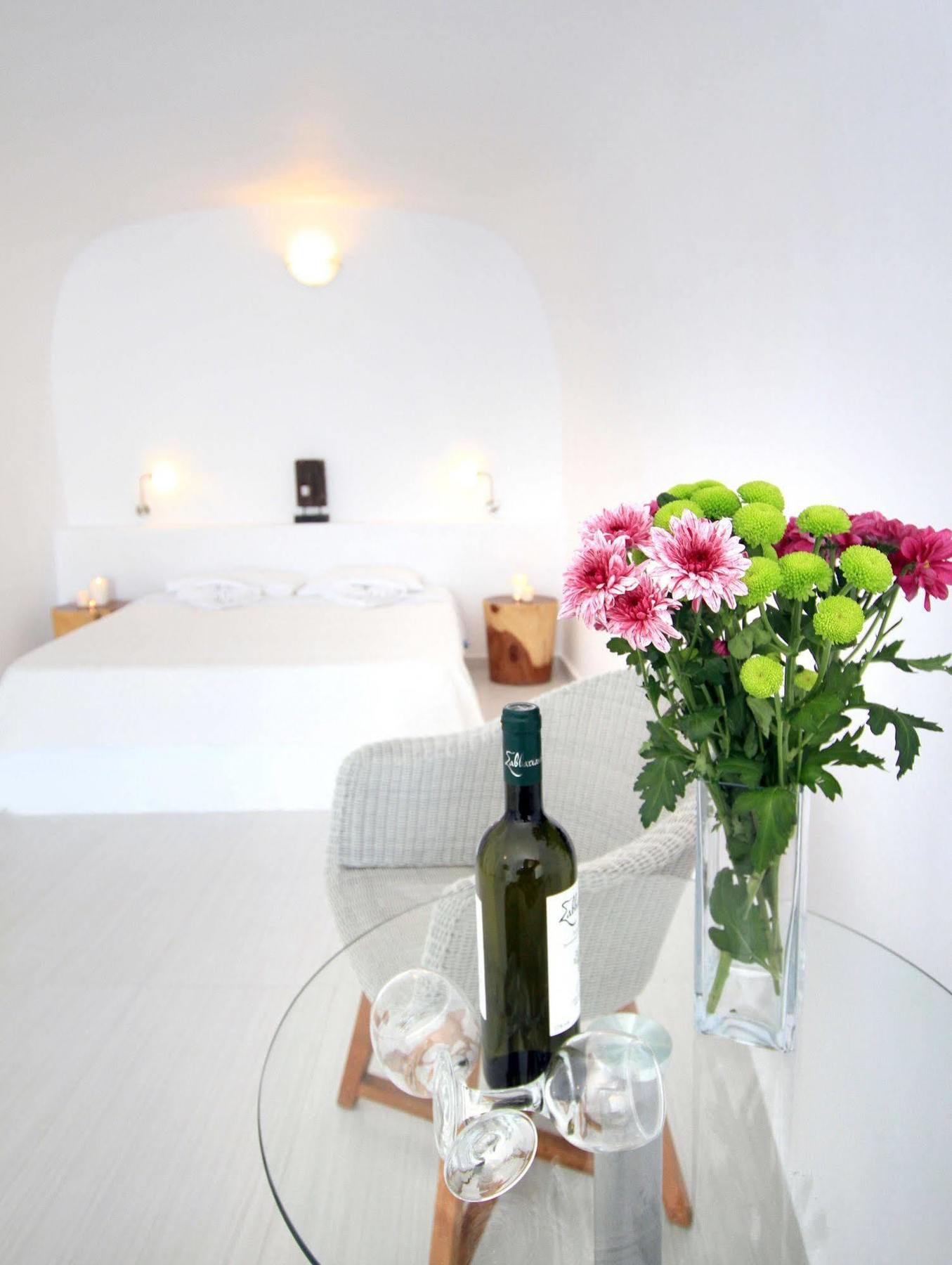 Finesse Suites Oía Exteriör bild